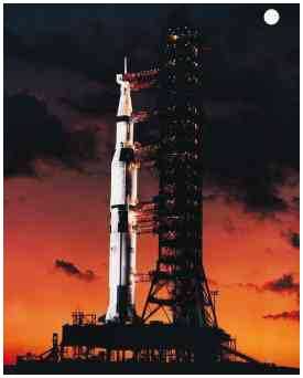 V-Saturn5.jpg (8054 octets)